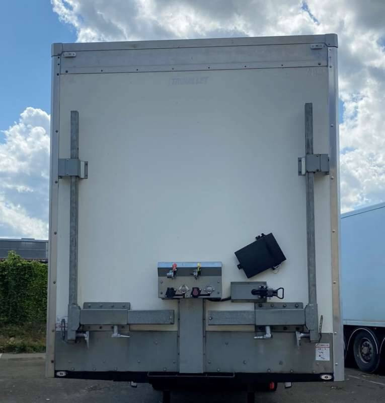 Semi-remorque 1 Essieu DISTRIBOX HAYON 24 PALETTES 2 PORTES AR 2M80 - Gjysmë rimorkio me vagonetë të mbyllur: foto 2 Semi-remorque 1 Essieu DISTRIBOX HAYON 24 PALETTES 2 PORTES AR 2M80 - Gjysmë rimorkio me vagonetë të mbyllur: foto 2