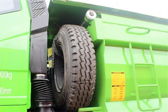 FAW Faw J6P Dump Truck for Sale in Togo - Kamion vetëshkarkues: foto 3 FAW Faw J6P Dump Truck for Sale in Togo - Kamion vetëshkarkues: foto 3