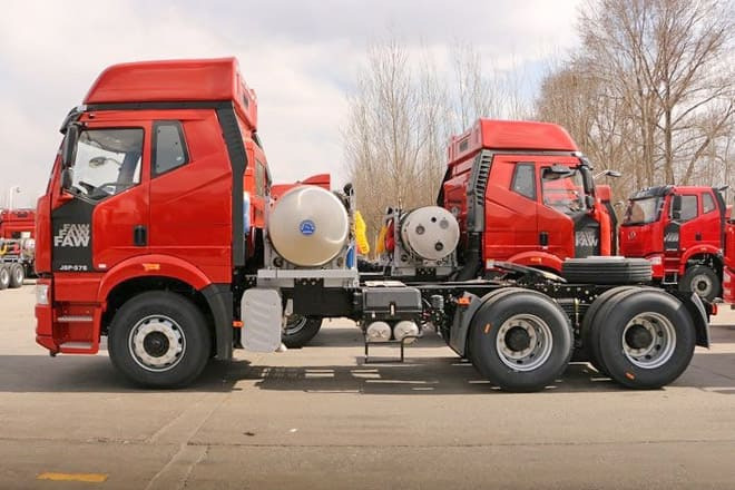 FAW FAW 6X4 Trucks for Sale Prices in Vanuatu - Gjysmë-kamion: foto 5 FAW FAW 6X4 Trucks for Sale Prices in Vanuatu - Gjysmë-kamion: foto 5