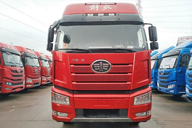 FAW New Faw J6P 420 Trucks for Sale in Cameroon - Gjysmë-kamion: foto 2 FAW New Faw J6P 420 Trucks for Sale in Cameroon - Gjysmë-kamion: foto 2