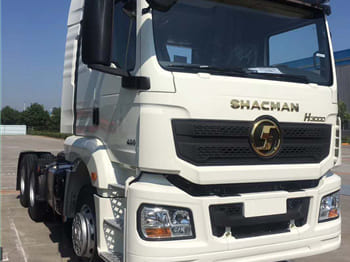 SHACMAN Shacman Tractor Cargo Truck for Sale in Namibia - Gjysmë-kamion: foto 3 SHACMAN Shacman Tractor Cargo Truck for Sale in Namibia - Gjysmë-kamion: foto 3