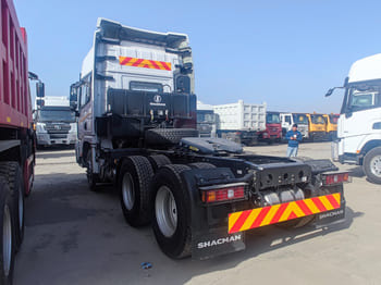 SHACMAN Shacman Trailer Truck for Sale in Sierra Leone - Gjysmë-kamion: foto 4 SHACMAN Shacman Trailer Truck for Sale in Sierra Leone - Gjysmë-kamion: foto 4