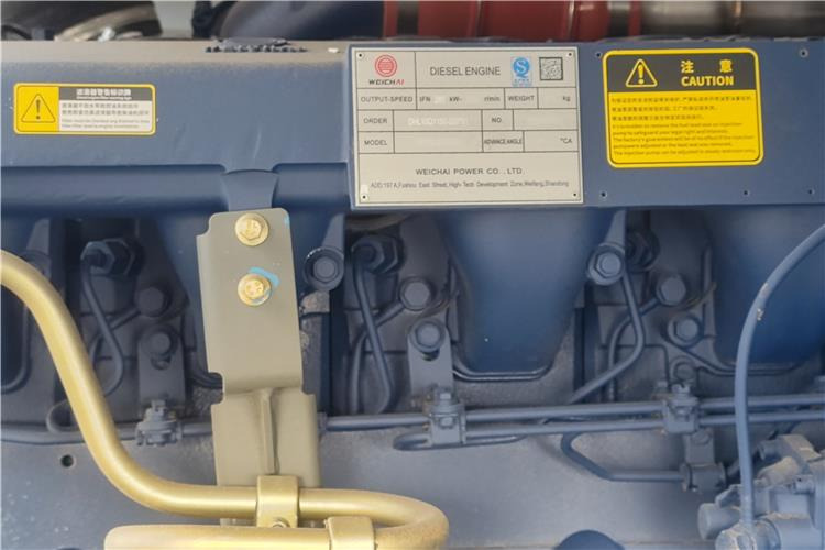 SINOTRUK Howo NX Truck Tractor 6x4 380hp Price for Sale In Tanzania - Gjysmë-kamion: foto 4 SINOTRUK Howo NX Truck Tractor 6x4 380hp Price for Sale In Tanzania - Gjysmë-kamion: foto 4