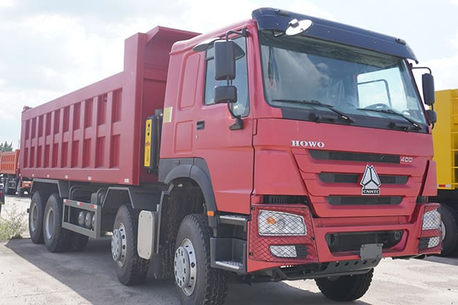 SINOTRUK Sinotruk Howo 8x4 Dump Truck for Sale in Cameroon - Kamion vetëshkarkues: foto 2 SINOTRUK Sinotruk Howo 8x4 Dump Truck for Sale in Cameroon - Kamion vetëshkarkues: foto 2