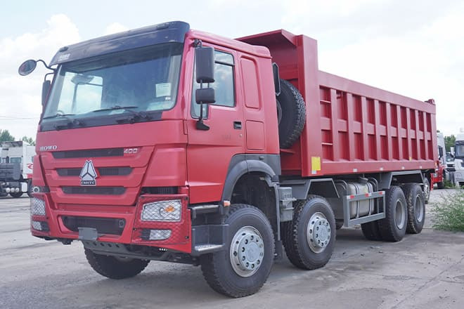 SINOTRUK Sinotruk Howo 8x4 Dump Truck for Sale in Cameroon - Kamion vetëshkarkues: foto 1 SINOTRUK Sinotruk Howo 8x4 Dump Truck for Sale in Cameroon - Kamion vetëshkarkues: foto 1