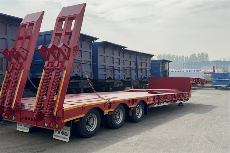 TITAN 100t Lowbed Trailer for Sale in Tanzania - Gjysmë rimorkio me plan ngarkimi të ulët: foto 4 TITAN 100t Lowbed Trailer for Sale in Tanzania - Gjysmë rimorkio me plan ngarkimi të ulët: foto 4