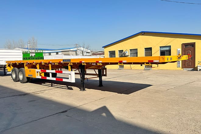 TITAN 2 Axle 40 Ft Flatbed Trailer for Sale in Uganda - Gjysmë rimorkio e hapur/ Platformë: foto 2 TITAN 2 Axle 40 Ft Flatbed Trailer for Sale in Uganda - Gjysmë rimorkio e hapur/ Platformë: foto 2