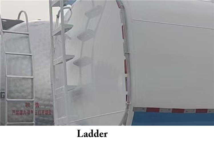 TITAN 2 Axle 40000 Liters Fuel Tanker Trailer for Sale In Zimbabwe - Gjysmë rimorkio me bot: foto 5 TITAN 2 Axle 40000 Liters Fuel Tanker Trailer for Sale In Zimbabwe - Gjysmë rimorkio me bot: foto 5