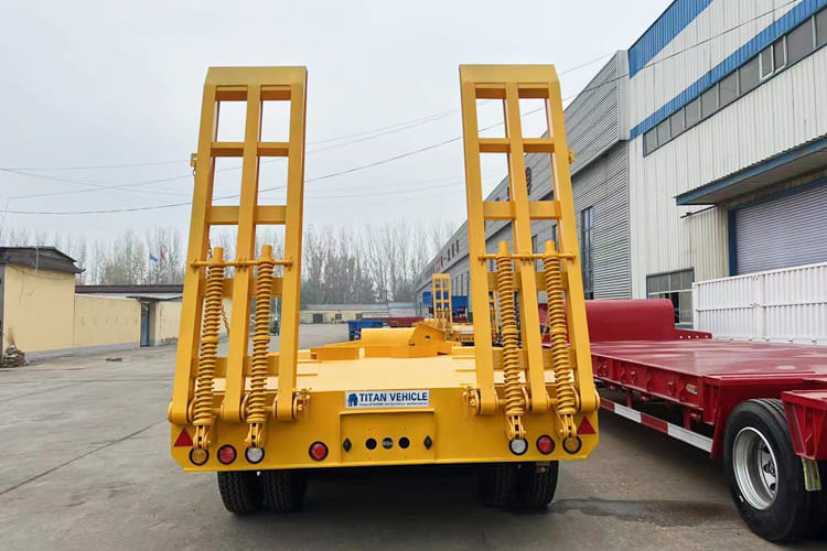 TITAN 2 Axle Low Bed Trailer for Sale in Guyana - Gjysmë rimorkio me plan ngarkimi të ulët: foto 2 TITAN 2 Axle Low Bed Trailer for Sale in Guyana - Gjysmë rimorkio me plan ngarkimi të ulët: foto 2