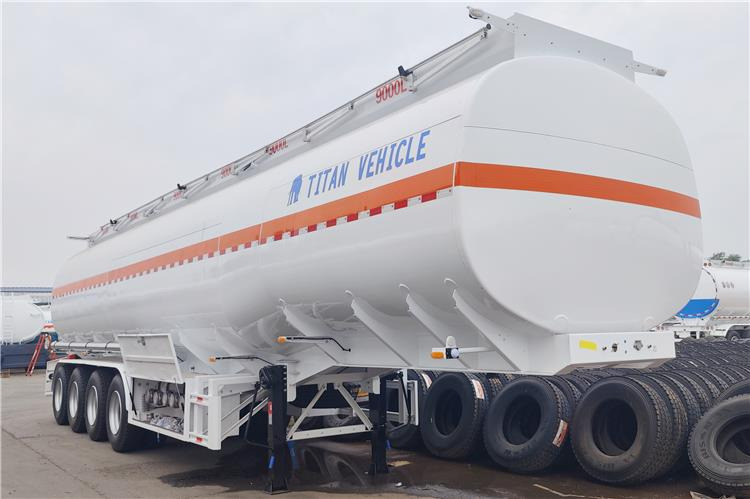 TITAN 4 Axle 60000 Liters Diesel Tanker Trailer In Zambia - Gjysmë rimorkio me bot: foto 1 TITAN 4 Axle 60000 Liters Diesel Tanker Trailer In Zambia - Gjysmë rimorkio me bot: foto 1