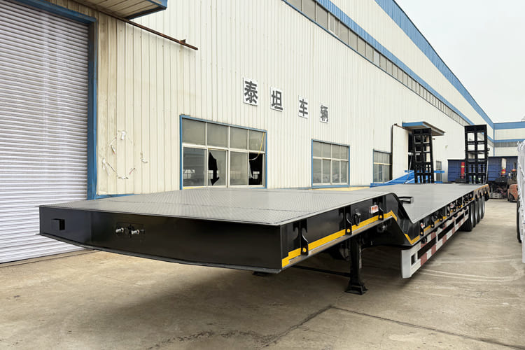 TITAN 4 Axle Lowbed Trailer for Sale in Mali - Gjysmë rimorkio me plan ngarkimi të ulët: foto 1 TITAN 4 Axle Lowbed Trailer for Sale in Mali - Gjysmë rimorkio me plan ngarkimi të ulët: foto 1
