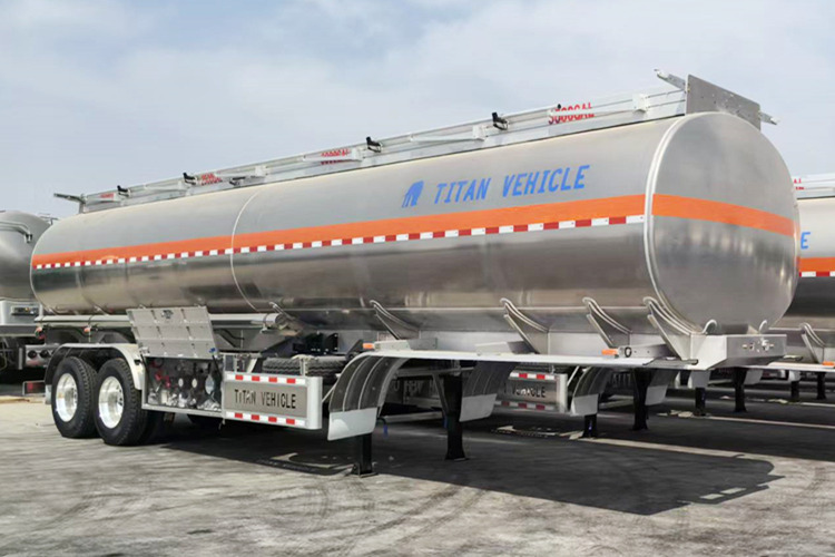TITAN Aluminum Tanker Trailer for Sale in Malawi - Gjysmë rimorkio me bot: foto 1 TITAN Aluminum Tanker Trailer for Sale in Malawi - Gjysmë rimorkio me bot: foto 1