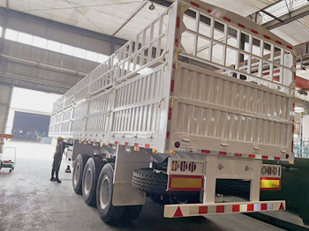 TITAN Animal Transport Fence Trailer for Sale in Mali - Gjysmë rimorkio bagëtish: foto 3 TITAN Animal Transport Fence Trailer for Sale in Mali - Gjysmë rimorkio bagëtish: foto 3