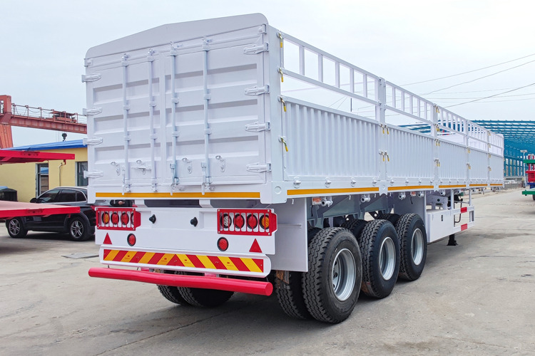 TITAN Cargo Trailer for Sale in Saudi Arabia - Gjysmë rimorkio bagëtish: foto 3 TITAN Cargo Trailer for Sale in Saudi Arabia - Gjysmë rimorkio bagëtish: foto 3