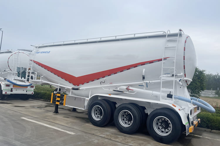 TITAN Cement Bulker Truck for Sale in Zambia - Gjysmë rimorkio me bot: foto 2 TITAN Cement Bulker Truck for Sale in Zambia - Gjysmë rimorkio me bot: foto 2