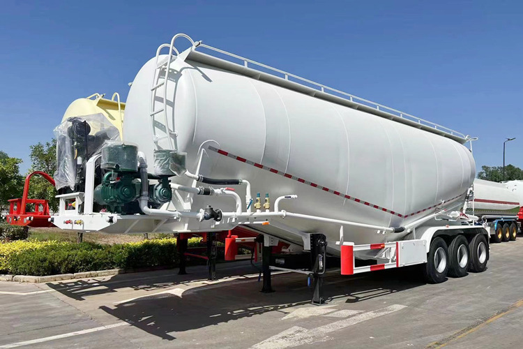 TITAN Cement Tanker for Sale in Ugandan - Gjysmë rimorkio me bot: foto 1 TITAN Cement Tanker for Sale in Ugandan - Gjysmë rimorkio me bot: foto 1
