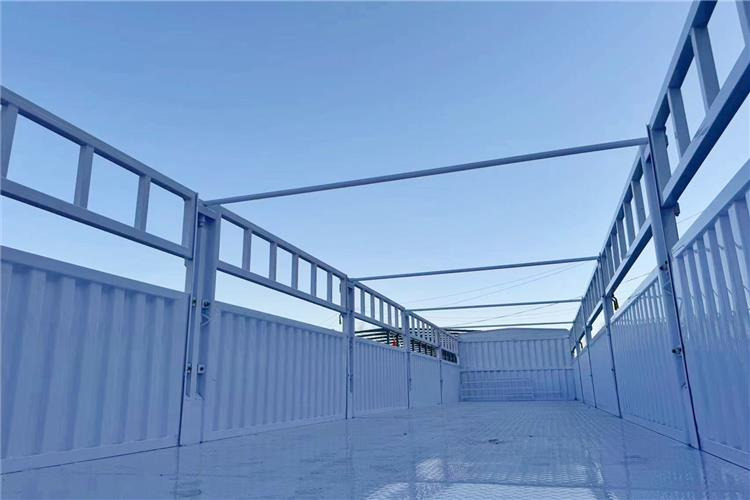 TITAN In Stock 30/40/50 Ton Fence Semi Trailer Transport Cargo Bulk In Senegal - Gjysmë rimorkio bagëtish: foto 4 TITAN In Stock 30/40/50 Ton Fence Semi Trailer Transport Cargo Bulk In Senegal - Gjysmë rimorkio bagëtish: foto 4