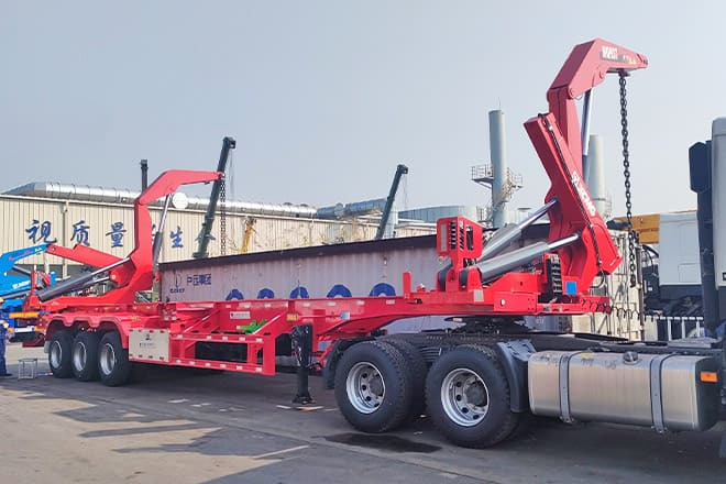 XCMG 20 40Ft Container Side Loader for Sale in Tanzania - Transportjer kontejnerësh/ Gjysmë rimorkio me karroceri të çmontueshme: foto 1 XCMG 20 40Ft Container Side Loader for Sale in Tanzania - Transportjer kontejnerësh/ Gjysmë rimorkio me karroceri të çmontueshme: foto 1