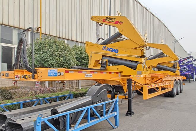 XCMG 37 Ton Side Lifter Container for Sale in Vietnam - Transportjer kontejnerësh/ Gjysmë rimorkio me karroceri të çmontueshme: foto 1 XCMG 37 Ton Side Lifter Container for Sale in Vietnam - Transportjer kontejnerësh/ Gjysmë rimorkio me karroceri të çmontueshme: foto 1