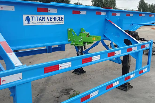 XCMG 40Ft Container Side Loader for Sale in Papua New Guinea - Transportjer kontejnerësh/ Gjysmë rimorkio me karroceri të çmontueshme: foto 2 XCMG 40Ft Container Side Loader for Sale in Papua New Guinea - Transportjer kontejnerësh/ Gjysmë rimorkio me karroceri të çmontueshme: foto 2