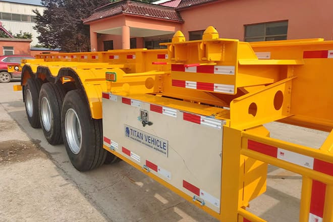 XCMG 40T Container Side Lift Trailer for Sale in Tanzania - Transportjer kontejnerësh/ Gjysmë rimorkio me karroceri të çmontueshme: foto 2 XCMG 40T Container Side Lift Trailer for Sale in Tanzania - Transportjer kontejnerësh/ Gjysmë rimorkio me karroceri të çmontueshme: foto 2