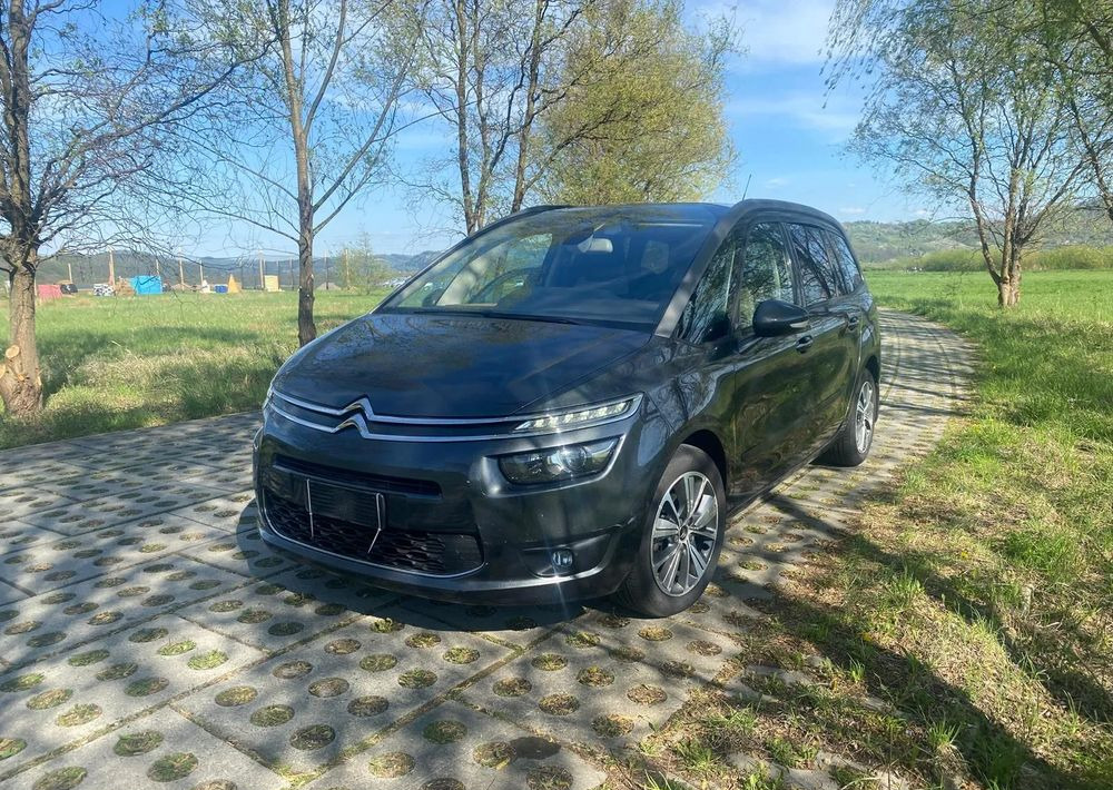Citroën C4 Grand Picasso BlueHDi 120 EAT6 Selection - Minibus, Furgon pasagjerësh: foto 2 Citroën C4 Grand Picasso BlueHDi 120 EAT6 Selection - Minibus, Furgon pasagjerësh: foto 2