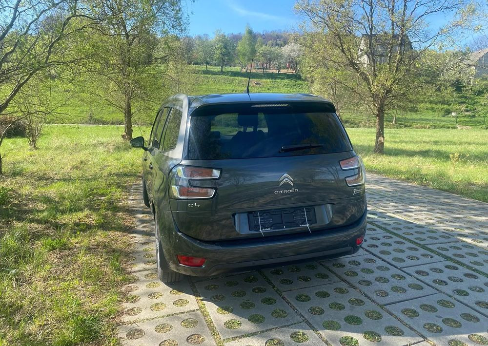 Citroën C4 Grand Picasso BlueHDi 120 EAT6 Selection - Minibus, Furgon pasagjerësh: foto 3 Citroën C4 Grand Picasso BlueHDi 120 EAT6 Selection - Minibus, Furgon pasagjerësh: foto 3