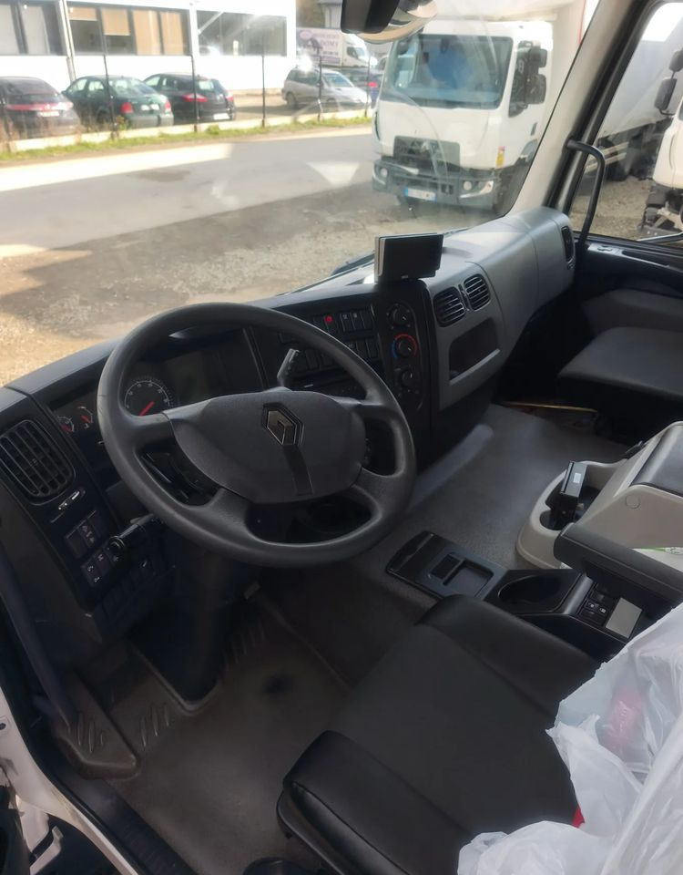 Renault Gama D 18.280 rama do zabudowy poduszka - Kamion kabinë-shasi: foto 3 Renault Gama D 18.280 rama do zabudowy poduszka - Kamion kabinë-shasi: foto 3