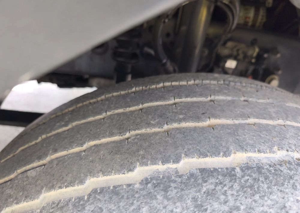 Renault Gama D 210 rama do zabudowy poduszka klima - Kamion kabinë-shasi: foto 5 Renault Gama D 210 rama do zabudowy poduszka klima - Kamion kabinë-shasi: foto 5