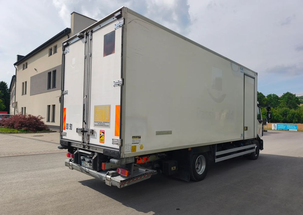 Renault Gama D 210 rama do zabudowy poduszka klima - Kamion kabinë-shasi: foto 3 Renault Gama D 210 rama do zabudowy poduszka klima - Kamion kabinë-shasi: foto 3