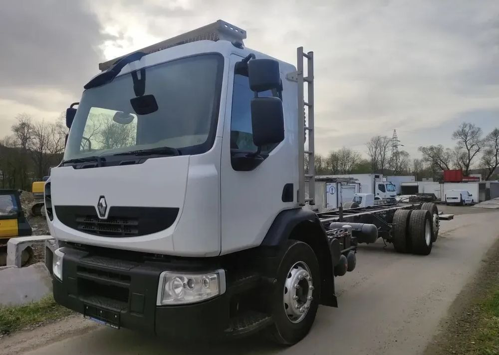 Renault Premium 26.380 Dxi 6x2 rama do zabudowy - Kamion kabinë-shasi: foto 2 Renault Premium 26.380 Dxi 6x2 rama do zabudowy - Kamion kabinë-shasi: foto 2