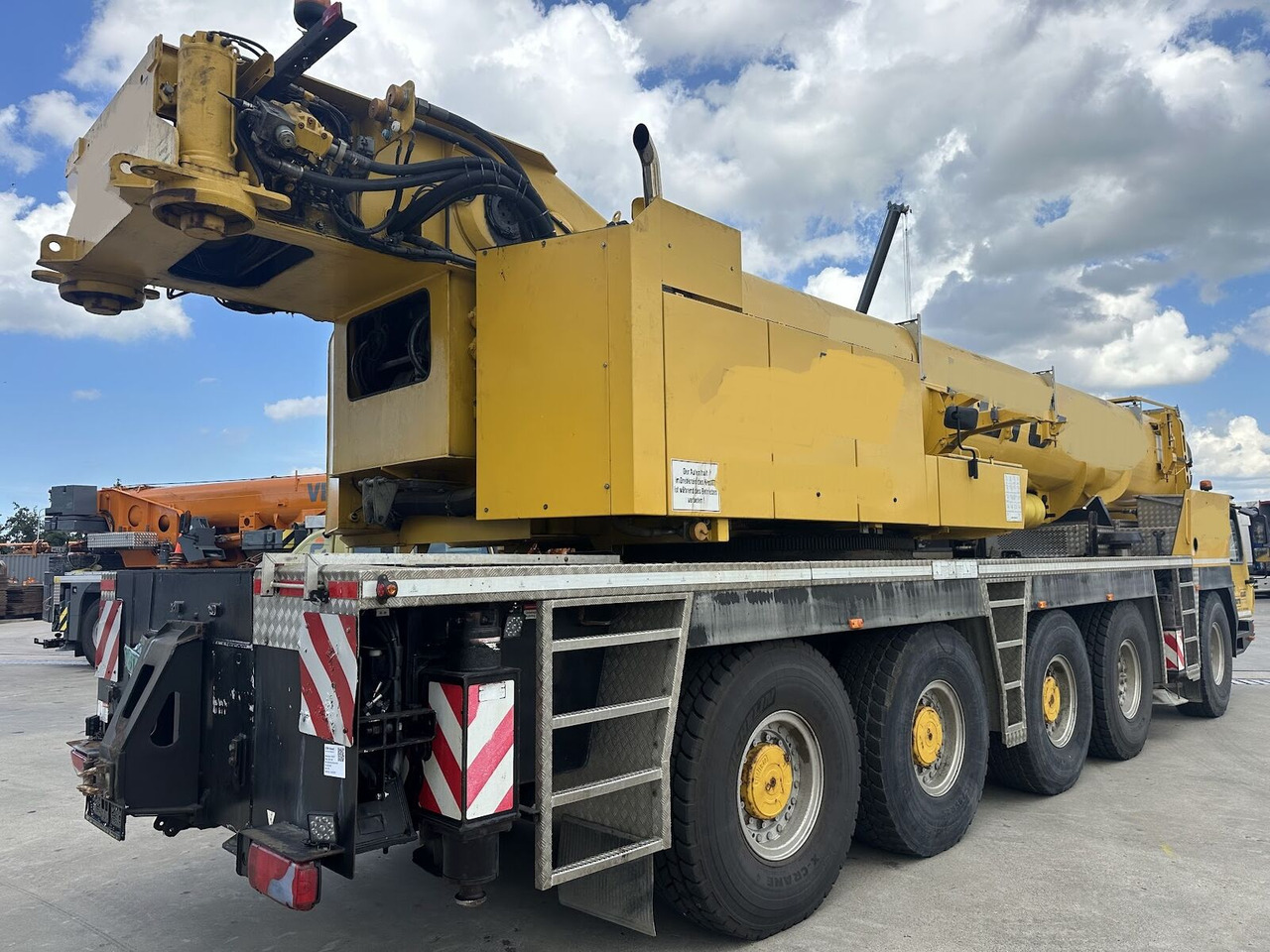 Grove Grove GMK 5220 - Vinç për të gjitha terrenet: foto 4 Grove Grove GMK 5220 - Vinç për të gjitha terrenet: foto 4