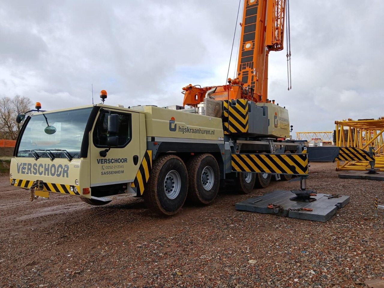 Liebherr Liebherr LTM 1300-6.3 - Autovinç: foto 1 Liebherr Liebherr LTM 1300-6.3 - Autovinç: foto 1