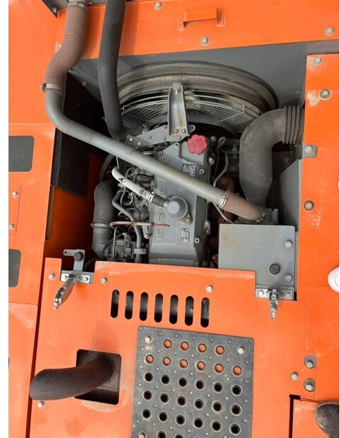 2021 Hitachi ZX240-3 - Ekskavator me zinxhirë: foto 5 2021 Hitachi ZX240-3 - Ekskavator me zinxhirë: foto 5