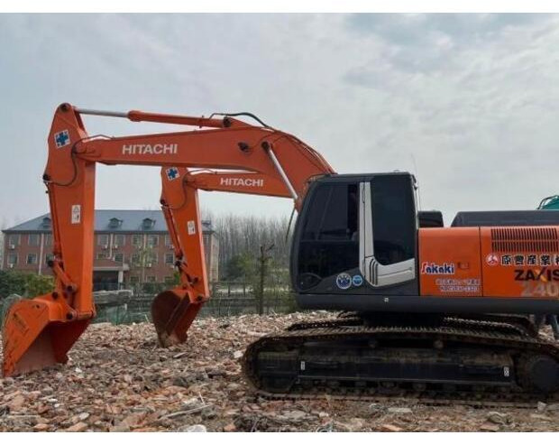 2023 Hitachi ZX240-3 - Ekskavator me zinxhirë: foto 1 2023 Hitachi ZX240-3 - Ekskavator me zinxhirë: foto 1