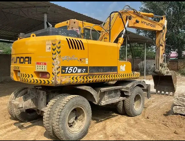 2023 Hyundai 150W-7 - Ekskavator me zinxhirë: foto 2 2023 Hyundai 150W-7 - Ekskavator me zinxhirë: foto 2