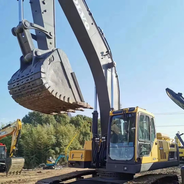 2023 Volvo EC360 - Ekskavator me zinxhirë: foto 2 2023 Volvo EC360 - Ekskavator me zinxhirë: foto 2