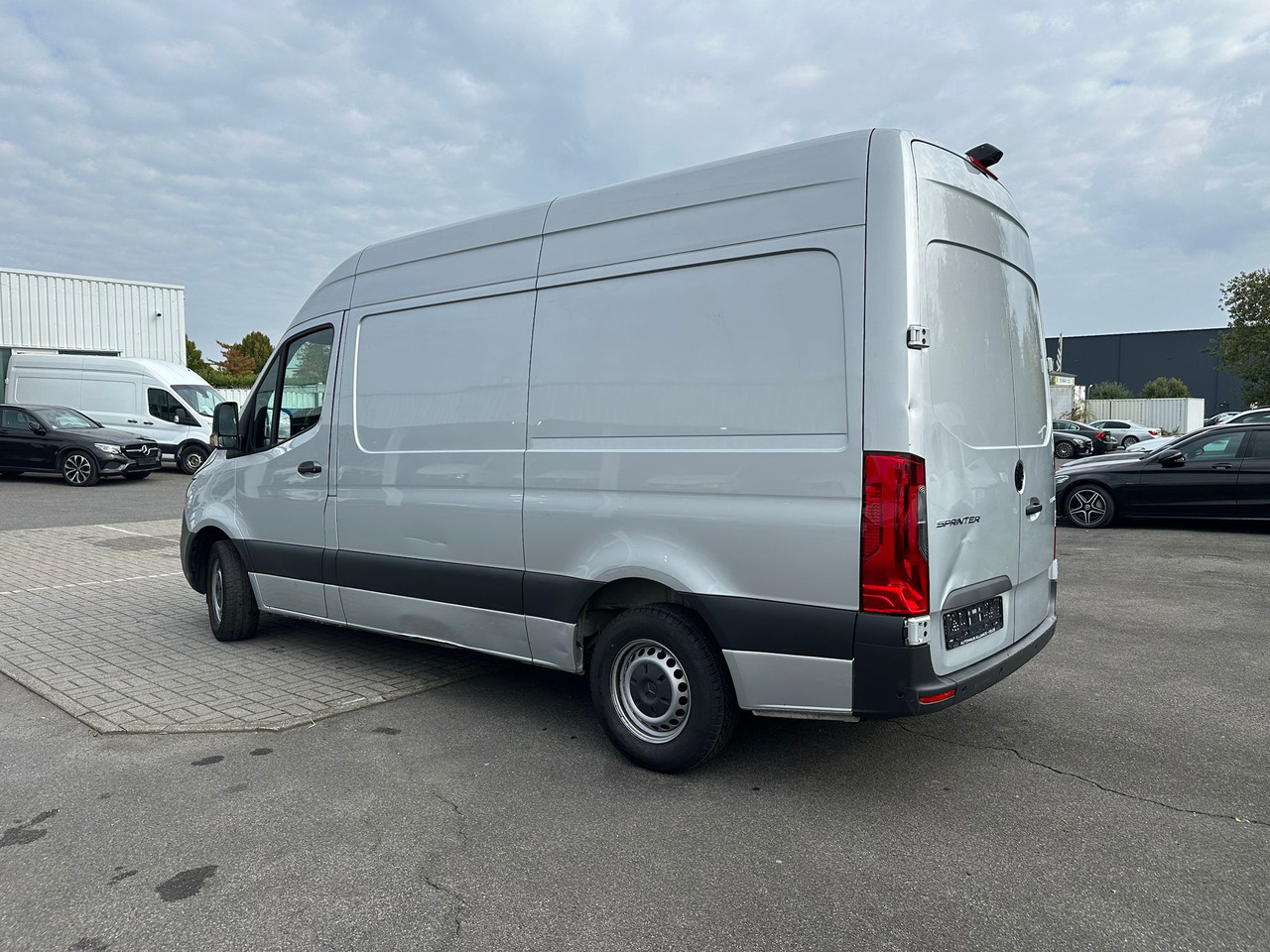 MERCEDES-BENZ Sprinter - Furgon: foto 3 MERCEDES-BENZ Sprinter - Furgon: foto 3