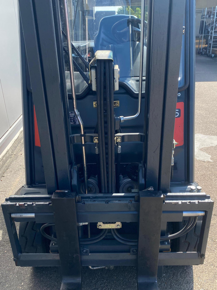 Linde Linde H 16 T - 2.575 h - Seitenschieber - - Pirun më gaz: foto 4 Linde Linde H 16 T - 2.575 h - Seitenschieber - - Pirun më gaz: foto 4