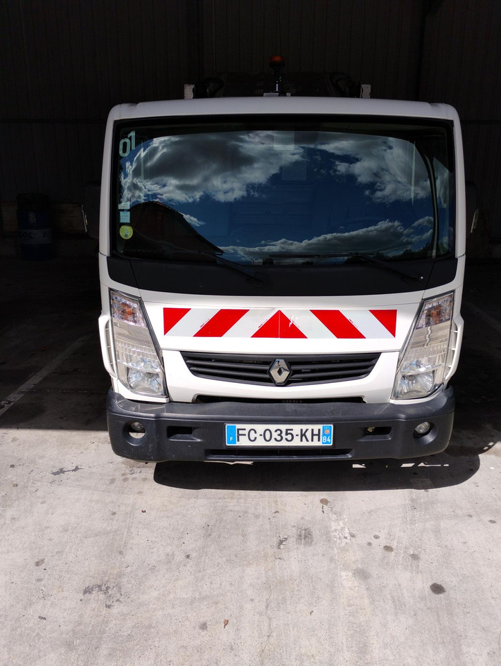 MINI BOM RENAULT MAXITY / DISPONIBLE A COMPTER DU 17/10/2025 - Platformë ajrore e montuar në kamion: foto 2 MINI BOM RENAULT MAXITY / DISPONIBLE A COMPTER DU 17/10/2025 - Platformë ajrore e montuar në kamion: foto 2