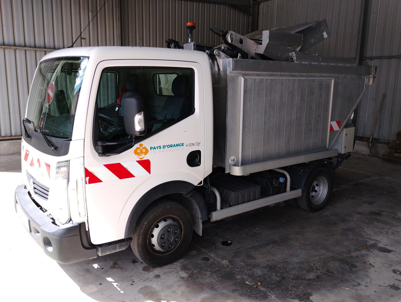 MINI BOM RENAULT MAXITY / DISPONIBLE A COMPTER DU 17/10/2025 - Platformë ajrore e montuar në kamion: foto 1 MINI BOM RENAULT MAXITY / DISPONIBLE A COMPTER DU 17/10/2025 - Platformë ajrore e montuar në kamion: foto 1