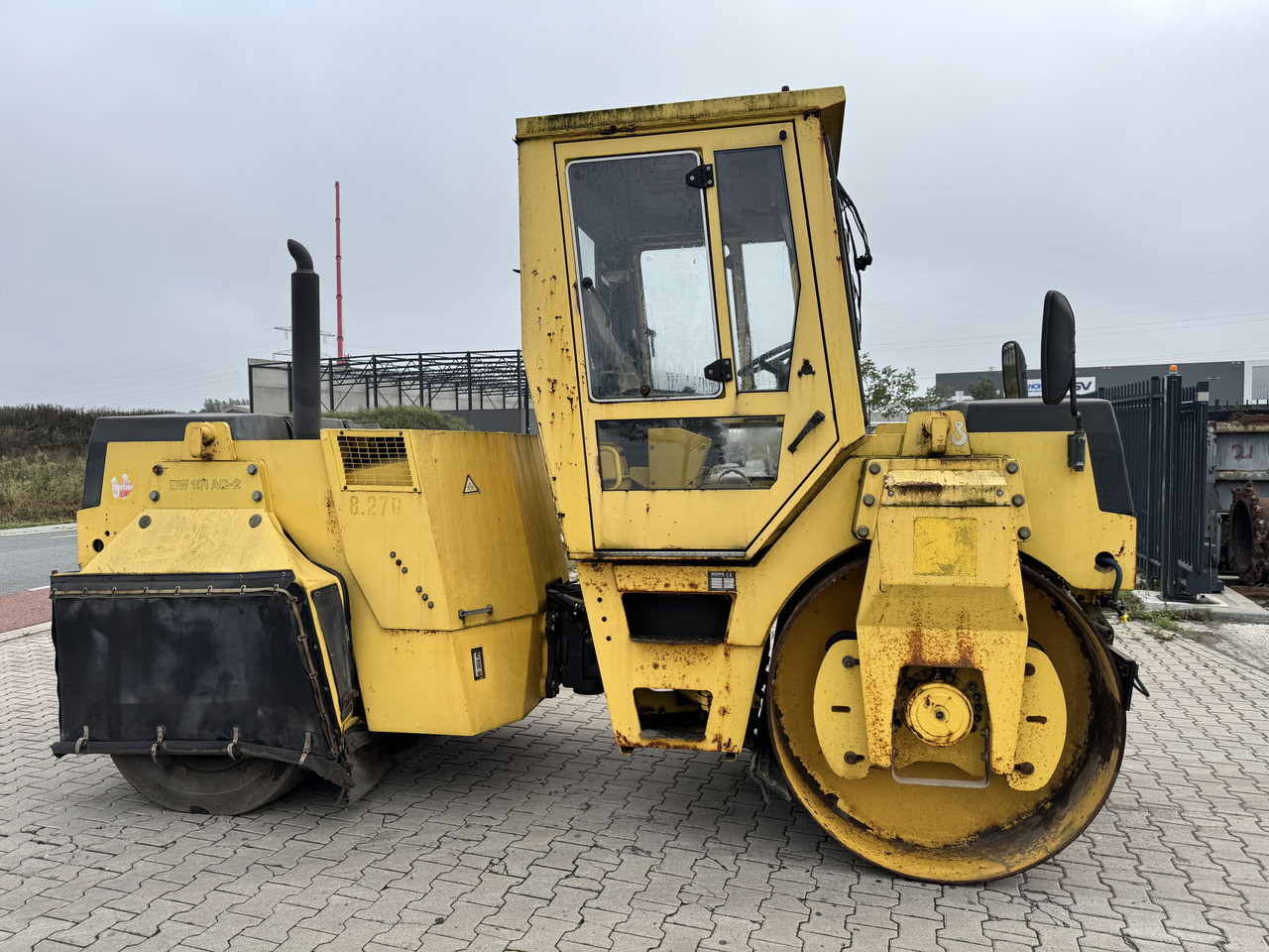 Bomag BW 151 AC-2 - Rul i kombinuar: foto 1 Bomag BW 151 AC-2 - Rul i kombinuar: foto 1
