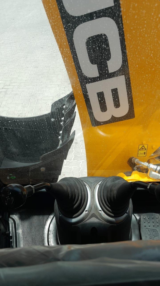 Makineri ndërtimi JCB 3DX: foto 9