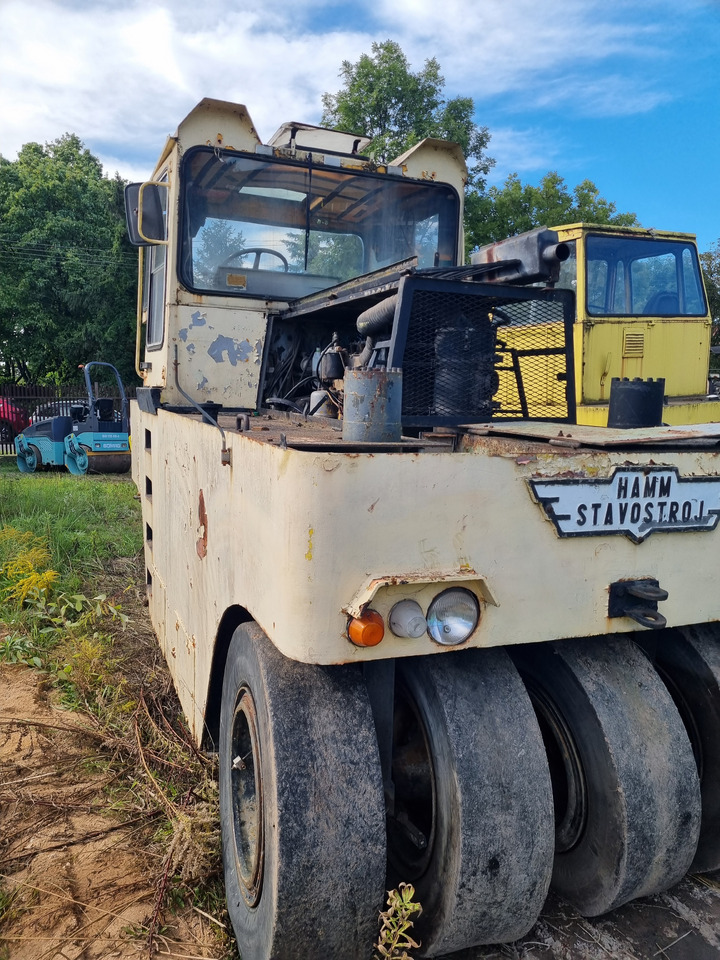 Stavostroj GRW 101 - Rul pneumatik: foto 1 Stavostroj GRW 101 - Rul pneumatik: foto 1