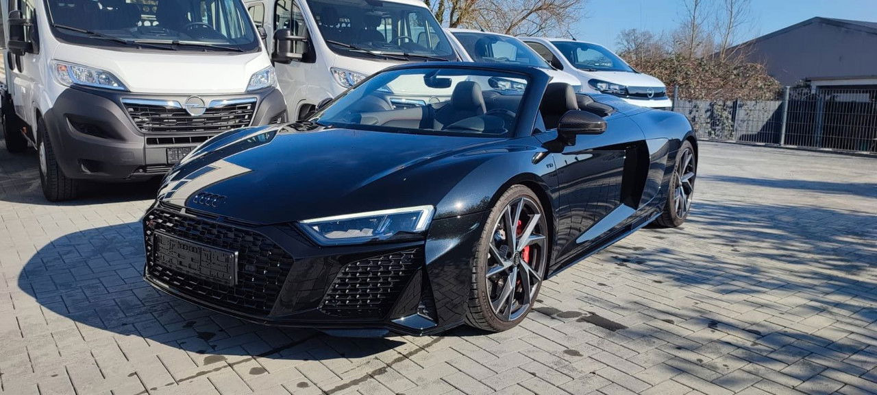 Audi R8 Spyder 5.2 FSI RWD performance - Kabriolet: foto 1 Audi R8 Spyder 5.2 FSI RWD performance - Kabriolet: foto 1