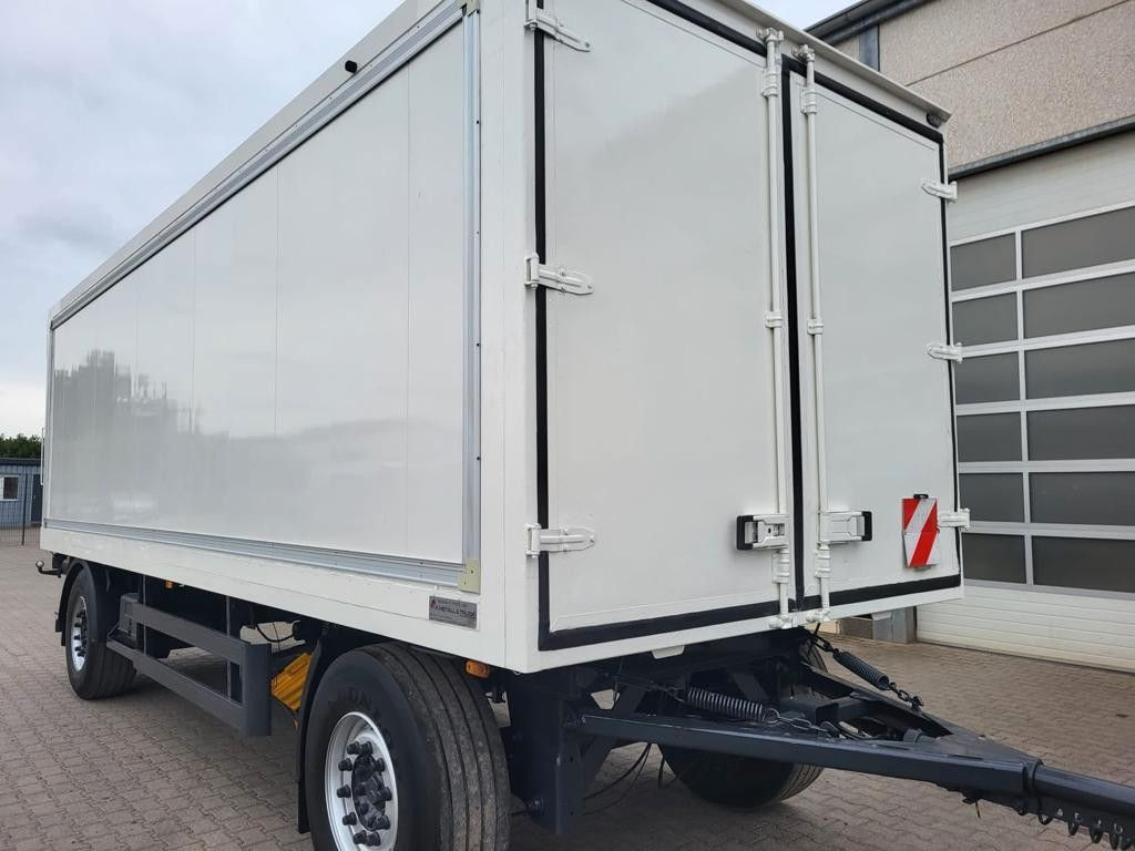 Diversen Drehschemel Vermietung möglich LBW Durchladbar Drehschemel Vermietung möglich LBW Durchladbar - Rimorkio me vagonetë të mbyllur: foto 1 Diversen Drehschemel Vermietung möglich LBW Durchladbar Drehschemel Vermietung möglich LBW Durchladbar - Rimorkio me vagonetë të mbyllur: foto 1