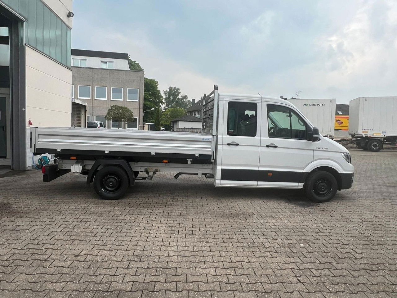 MAN TGE 3 3.180 L4 - 3-Seiten-Kipper 3,5t Aut. LED DC - Kamioncine vetëshkarkuese, Kamioncine dopio kabinë: foto 4 MAN TGE 3 3.180 L4 - 3-Seiten-Kipper 3,5t Aut. LED DC - Kamioncine vetëshkarkuese, Kamioncine dopio kabinë: foto 4