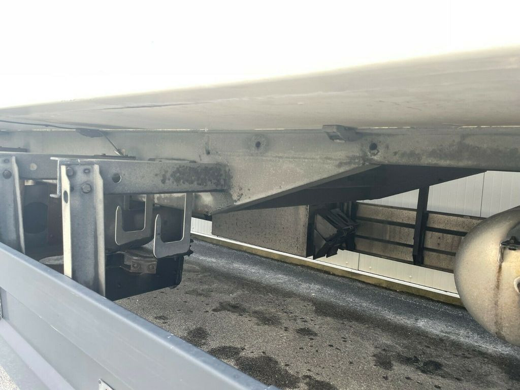 Chereau Lamberet Carrier 1000 Rohbahnen Chereau Lamberet Carrier 1000 Rohbahnen - Rimorkio frigorifer: foto 5 Chereau Lamberet Carrier 1000 Rohbahnen Chereau Lamberet Carrier 1000 Rohbahnen - Rimorkio frigorifer: foto 5