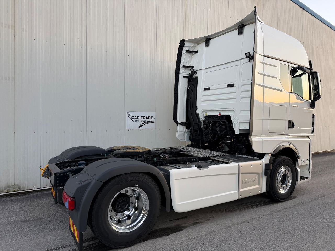 MAN TGX18.540 ALU/LED/2-Hyd - Gjysmë-kamion: foto 3 MAN TGX18.540 ALU/LED/2-Hyd - Gjysmë-kamion: foto 3