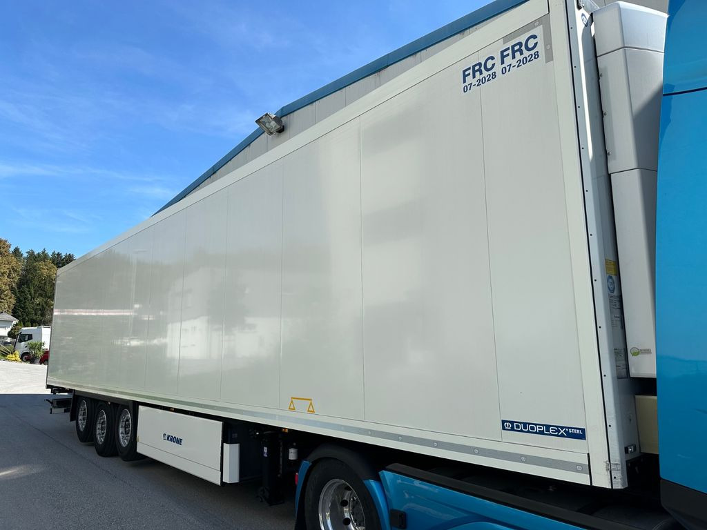 Krone SD 27 Thermoking Spectrum Multitemp Pharma Safe Krone SD 27 Thermoking Spectrum Multitemp Pharma Safe - Gjysmë rimorkio frigorifer: foto 2 Krone SD 27 Thermoking Spectrum Multitemp Pharma Safe Krone SD 27 Thermoking Spectrum Multitemp Pharma Safe - Gjysmë rimorkio frigorifer: foto 2